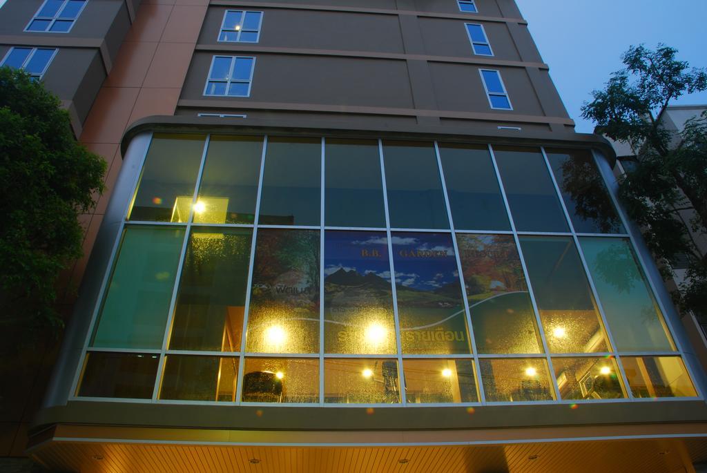 Bb Garden Resort Bangkok Exterior foto